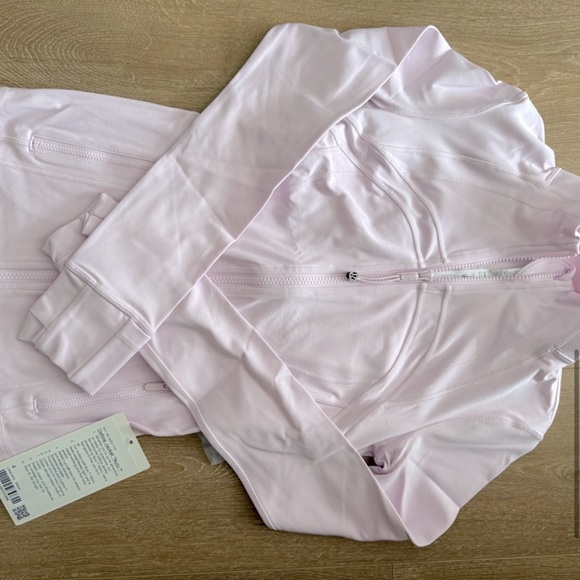 Lululemon Athletica Soft Pink Hoodie - Picture 4 of 5